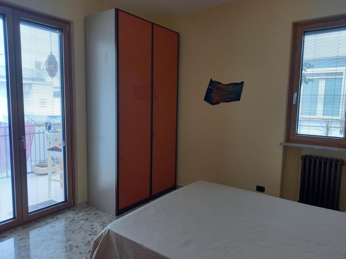 Confortevole Bari Extérieur photo