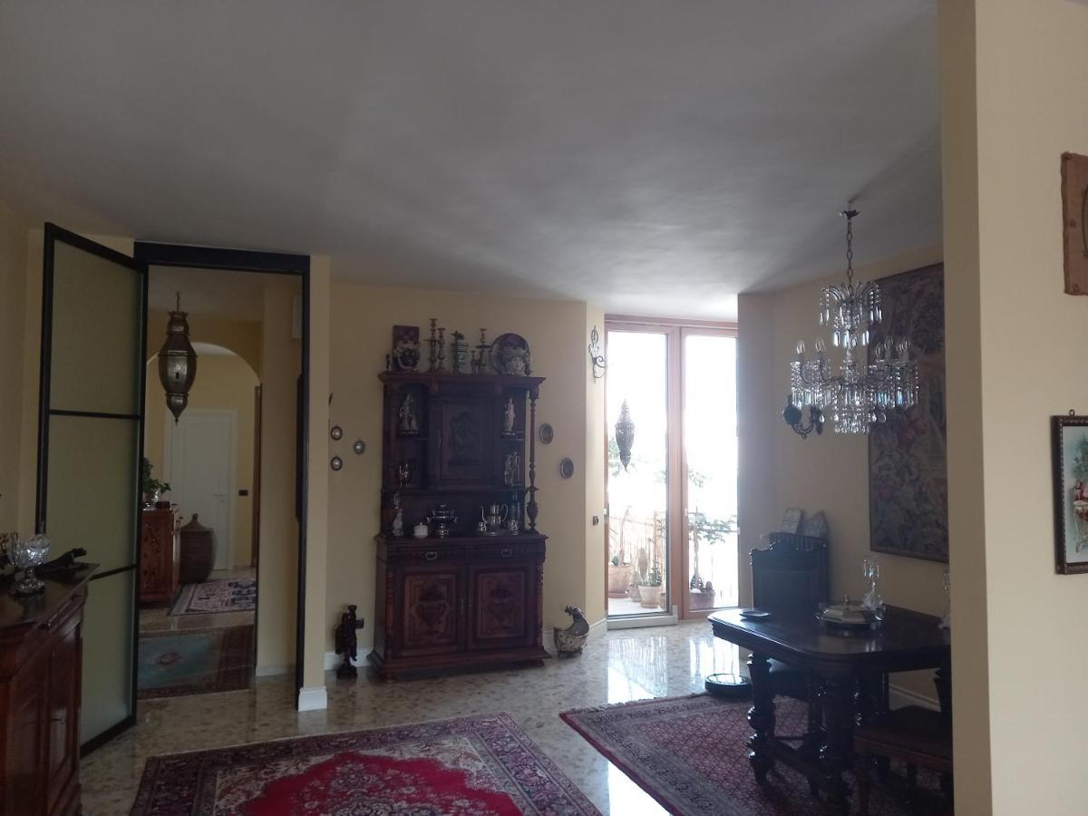 Confortevole Bari Extérieur photo