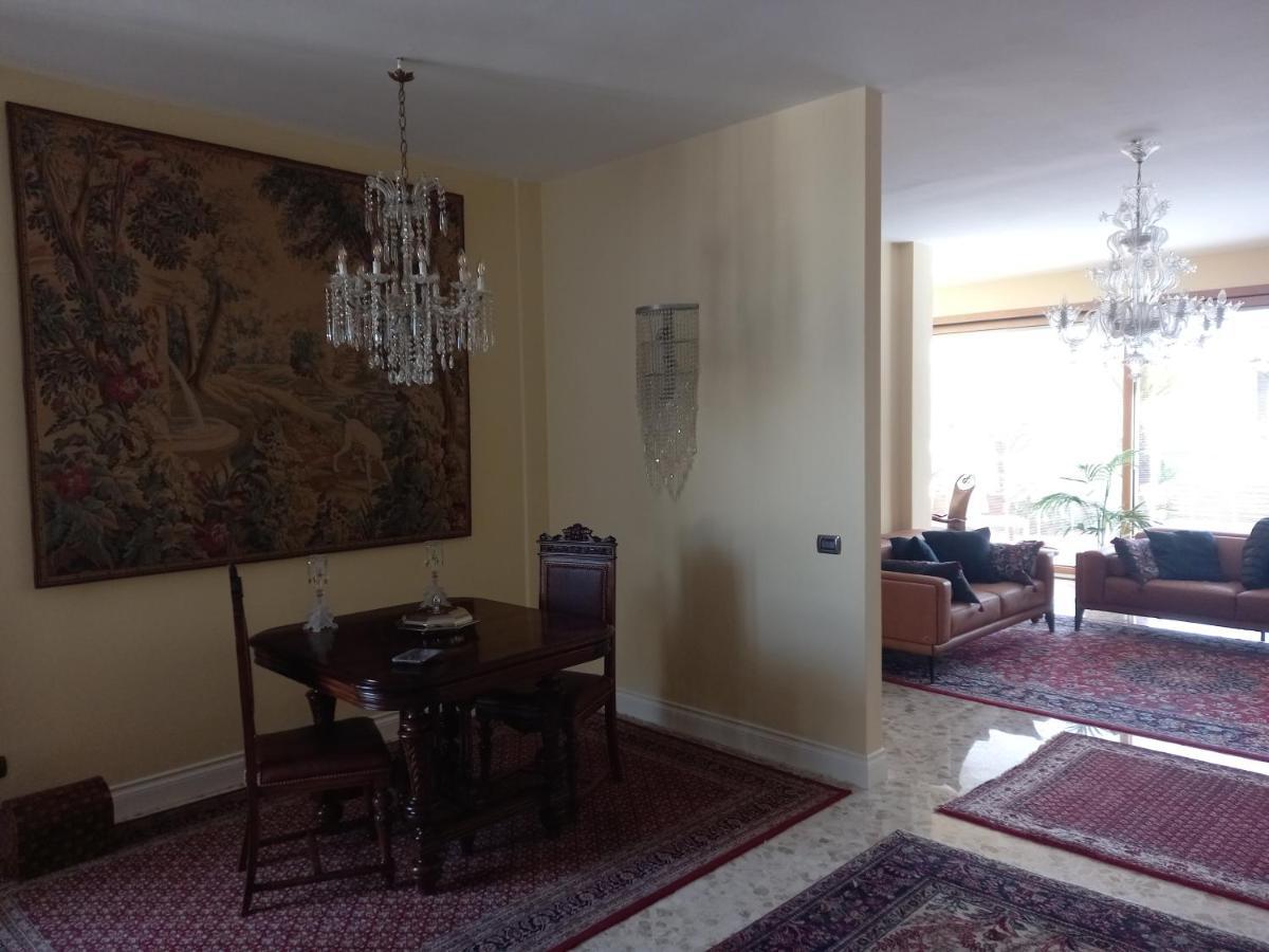 Confortevole Bari Extérieur photo
